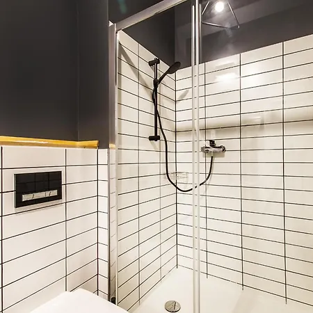 Sunstone In A Beautiful Townhouse In The Center Apartman *