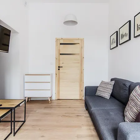 Sunstone In A Beautiful Townhouse In The Center *